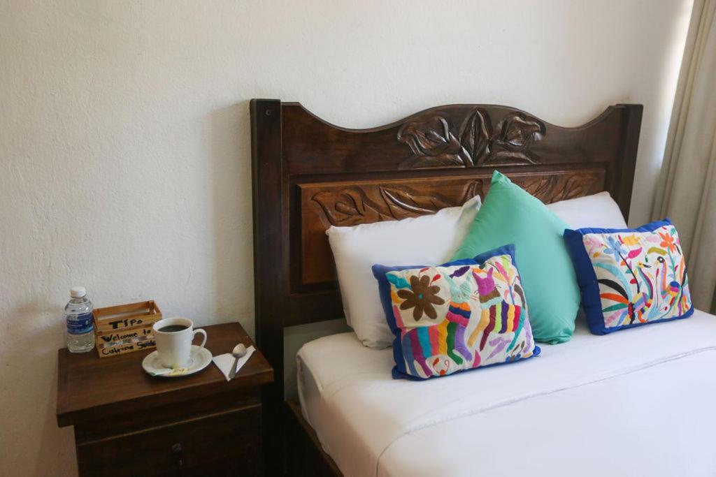 Ikaro Suites Colonial 칸쿤 외부 사진