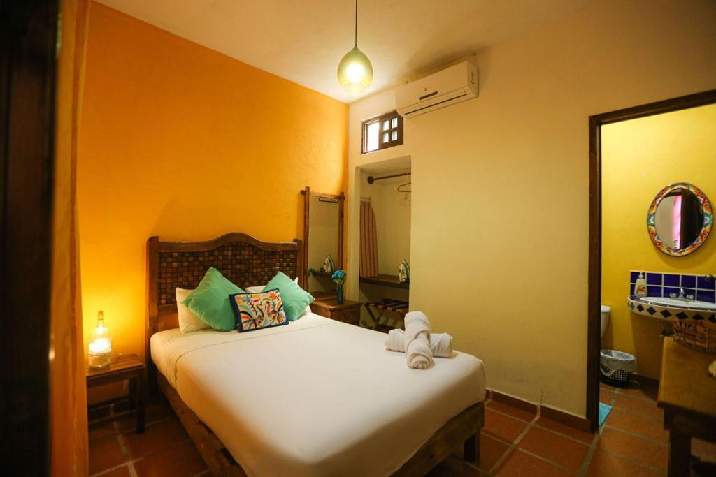 Ikaro Suites Colonial 칸쿤 외부 사진